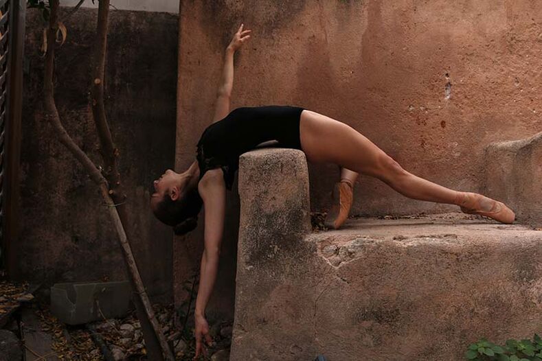 Las clases de yoga solucionan no sólo problemas físicos, sino también psicológicos.