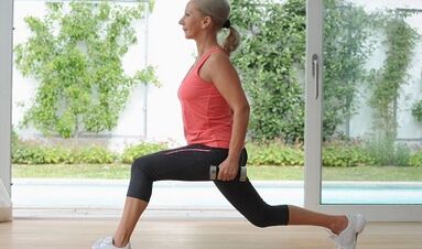 estocadas amplias para bajar de peso